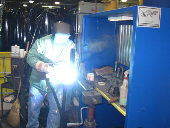 Remove welding some and still maintain independent movement by employees Industrial environmental booths for welding